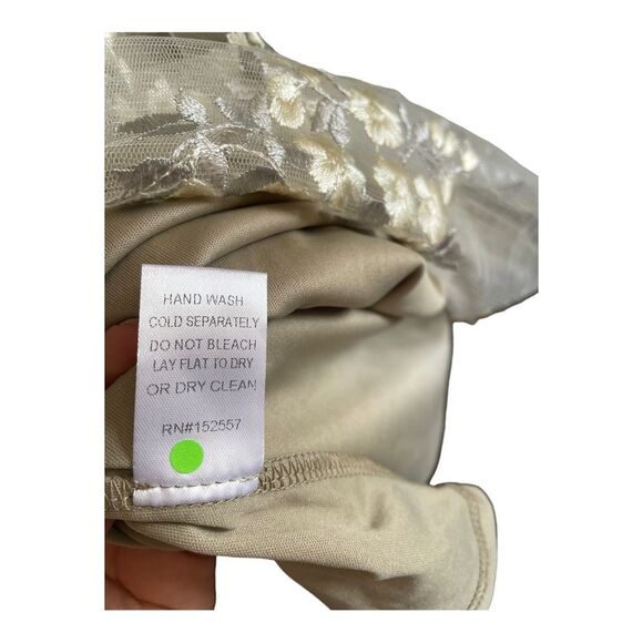 Taupe embroidered flower dress Polagram - Picture 7 of 8